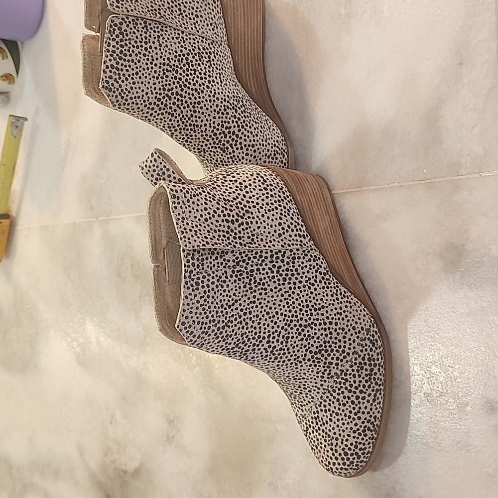 Toms booties